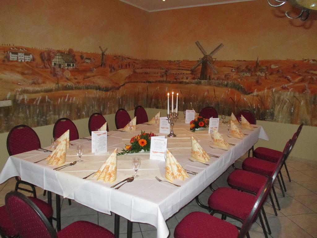 Hotel Reuterhof Reuterstadt Stavenhagen Eksteriør billede